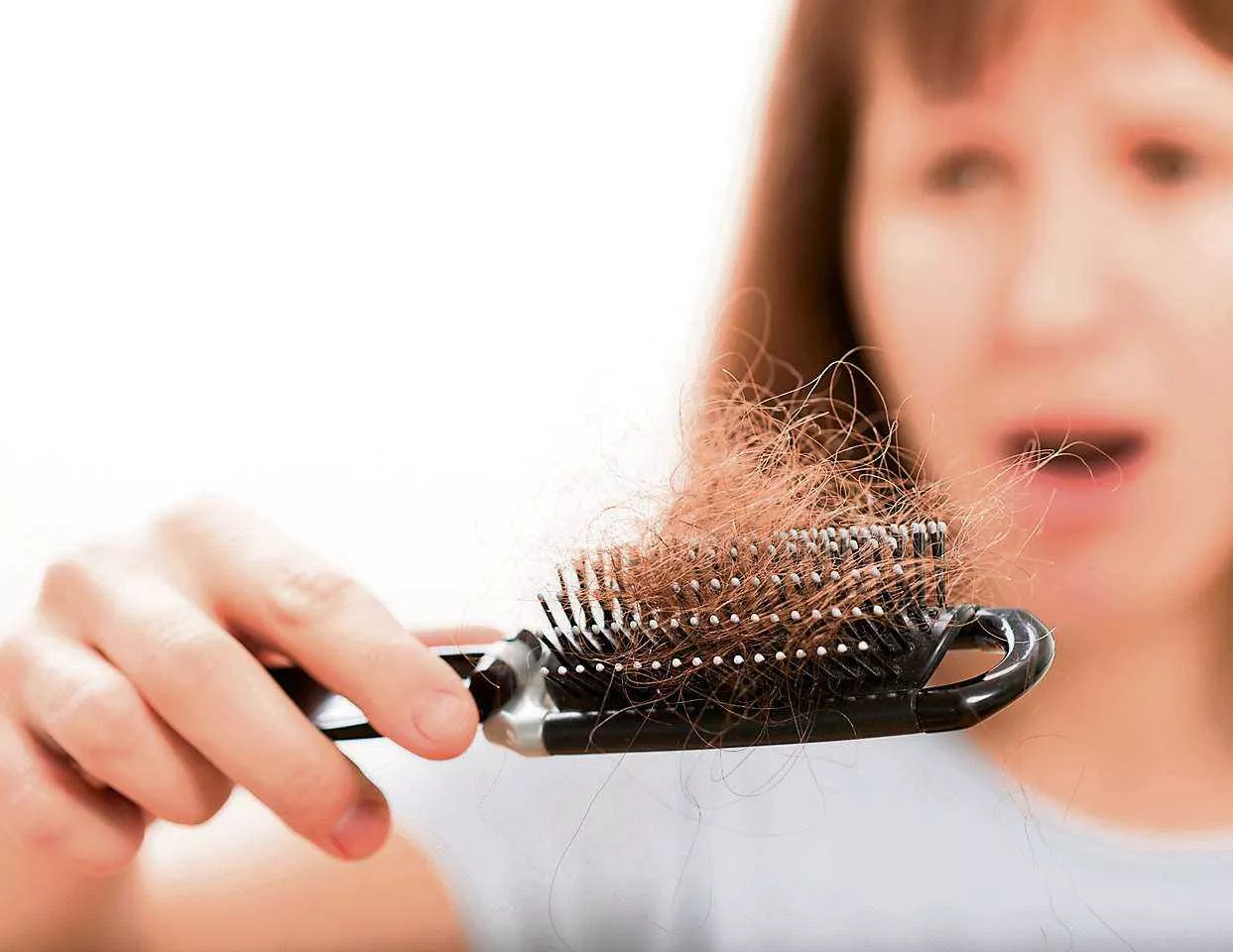 Как могут влиять психологические факторы на состояние волос?