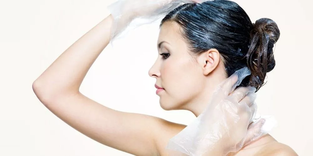 8 способов оттереть краску для волос с кожи лица и шеи